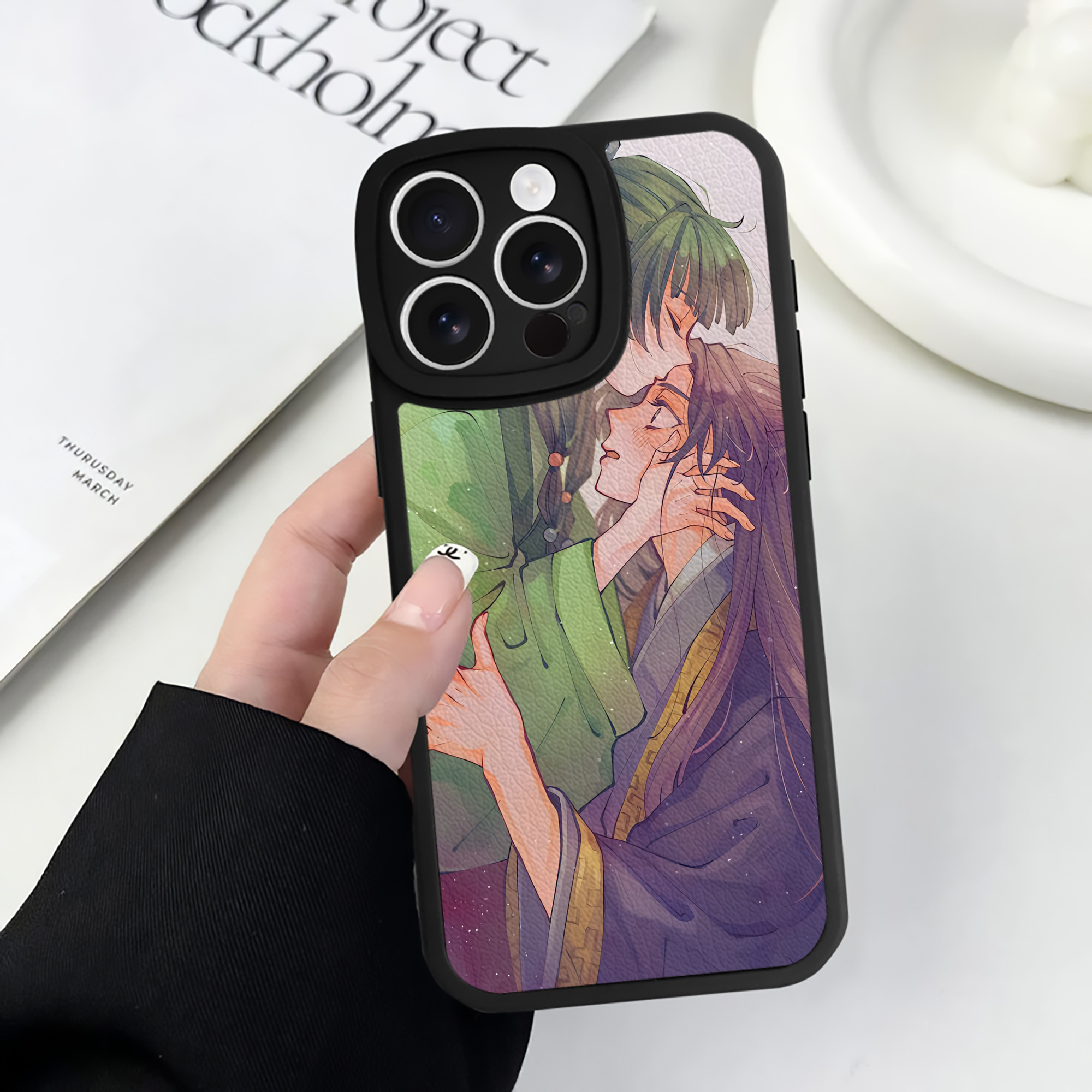 薬屋のひとりごと The Apothecary Diaries 【iPhone 16シリーズ対応】シリコンスマホケース（レザー調） 材質：シリコン